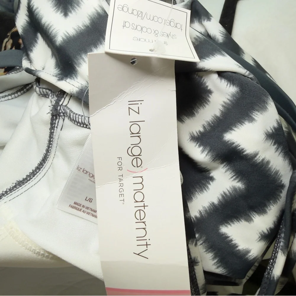 Liz Lange Maternity For Target Large Gray White Chevron Print One Piece Swimsuit